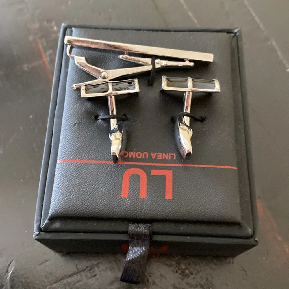 Linea Uomo Cufflinks and Tie Clip Set